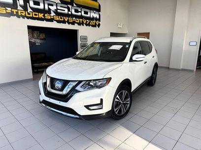 Used 2017 Nissan Rogue SL