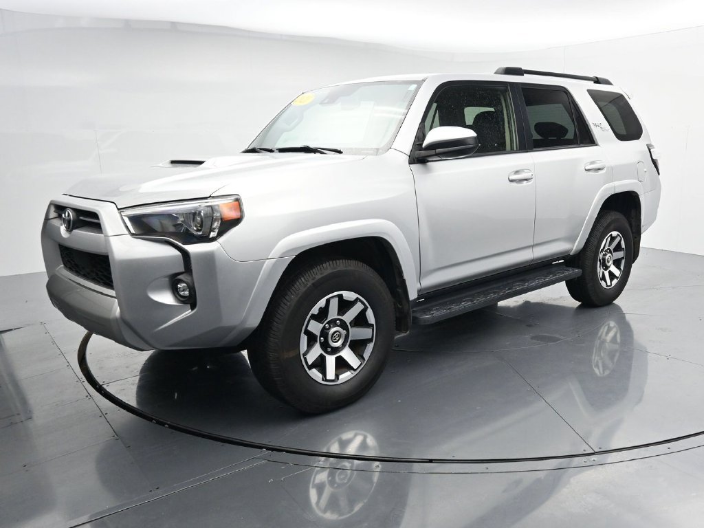 Used 2021 Toyota 4Runner TRD Off-Road AWD/4WD image 4
