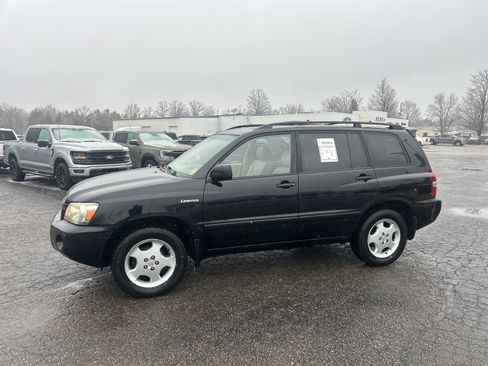 Used 2004 Toyota Highlander 4WD V6 image 8