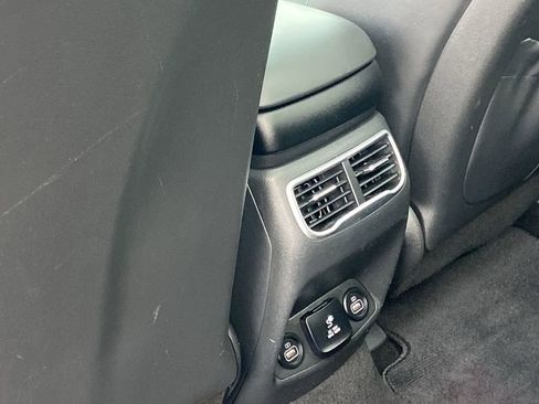 Used 2022 Hyundai Santa Fe Limited w/ Cargo Package image 18