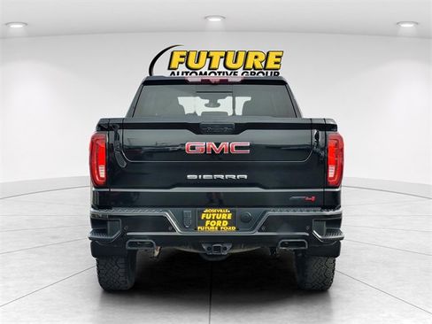 Used 2022 GMC Sierra 1500 AT4 w/ AT4 Carbonpro Edition image 5
