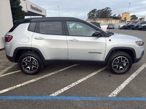 New 2026 Jeep Compass Trailhawk image 26
