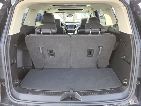 Used 2023 GMC Acadia Denali image 27
