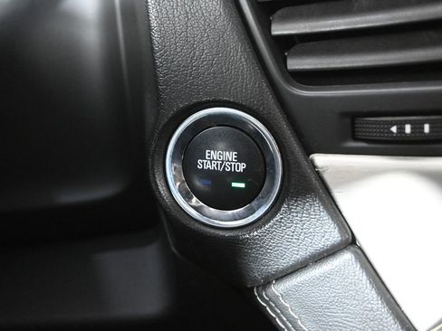 Used 2018 GMC Yukon Denali w/ Denali Ultimate Package AWD/4WD image 33