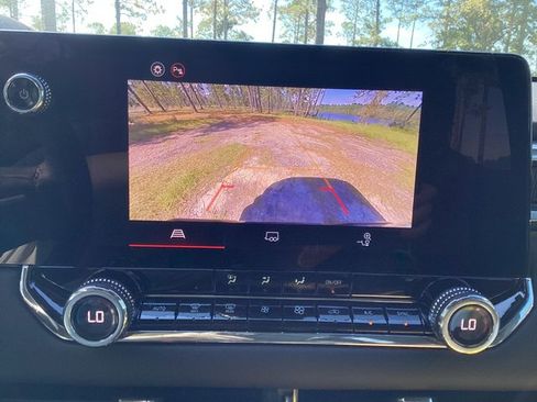 New 2025 GMC Canyon Elevation w/ Convenience Package image 22