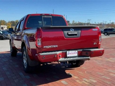Used 2020 Nissan Frontier SV image 8