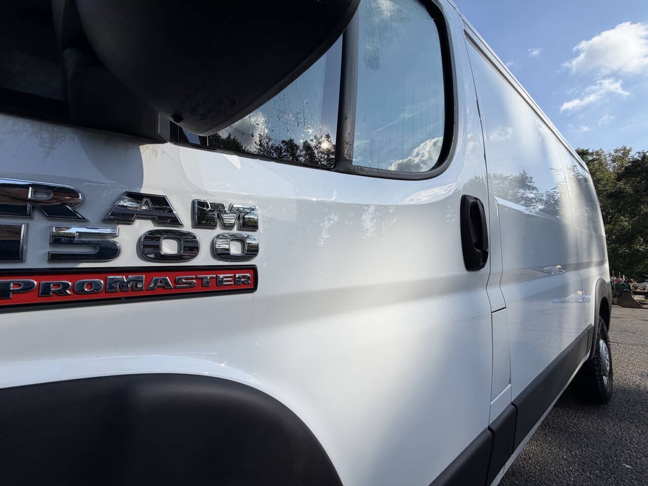 Used 2019 RAM ProMaster 1500 FWD image 4