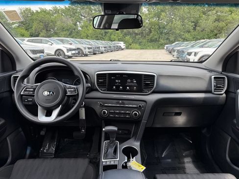 Certified 2022 Kia Sportage LX AWD/4WD image 28