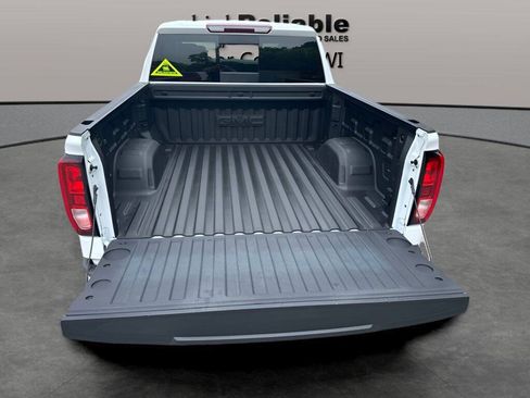 Used 2024 GMC Sierra 1500 Elevation w/ Preferred Package AWD/4WD image 9