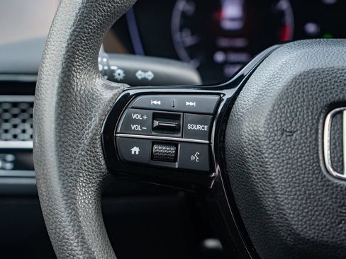 Used 2022 Honda Civic LX image 13