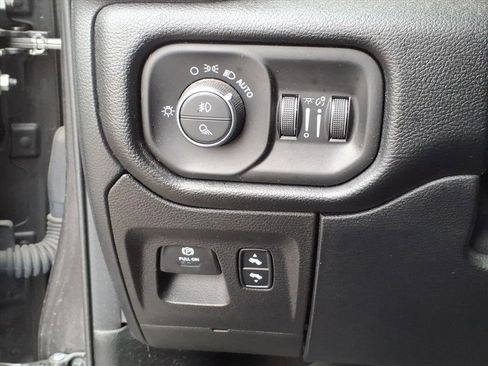 Used 2020 RAM 1500 Laramie image 19