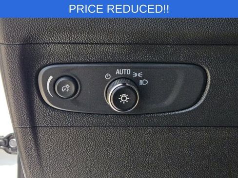 Used 2023 Buick Envision Preferred FWD image 23