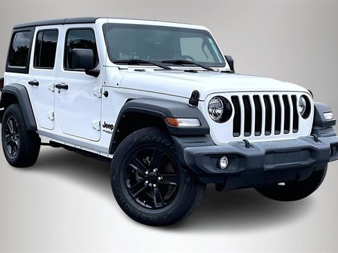 Used 2021 Jeep Wrangler Unlimited Sport image 2