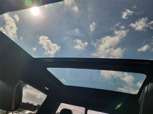 Used 2018 Ford F250 Platinum w/ Platinum Ultimate Package image 17