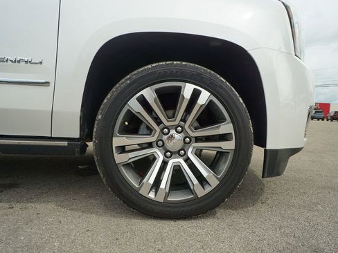 Used 2019 GMC Yukon Denali w/ Denali Ultimate Package image 5