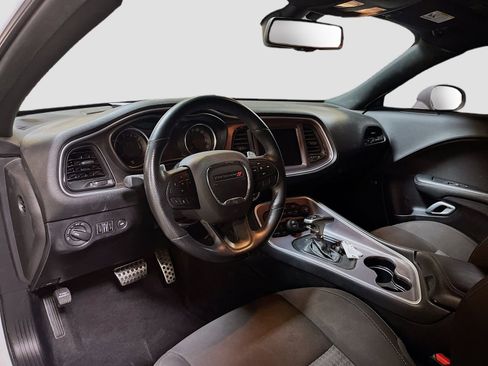 Used 2021 Dodge Challenger R/T Scat Pack w/ Driver Convenience Group RWD image 9