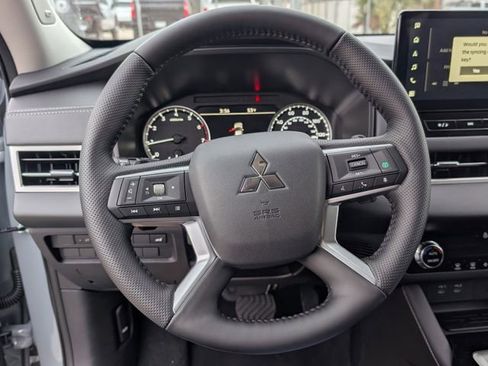 New 2026 Mitsubishi Outlander Trail Edition image 15