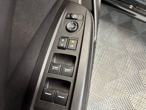 Used 2017 Acura RDX AWD image 11