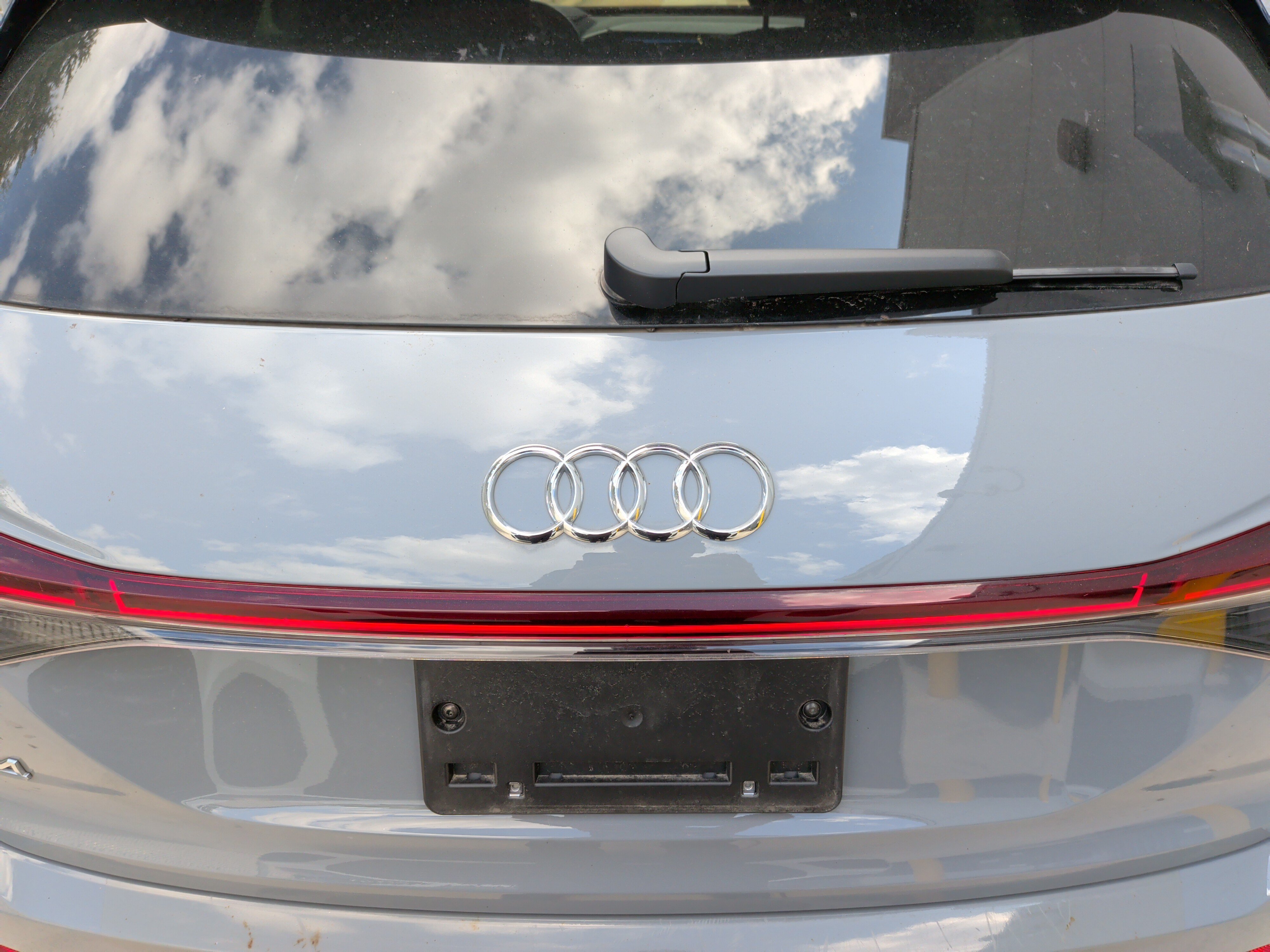 Used 2023 Audi Q4 e-tron Premium Plus w/ Premium Plus RWD image 37