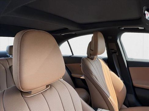 New 2026 Mercedes-Benz E 350 4MATIC Sedan image 23