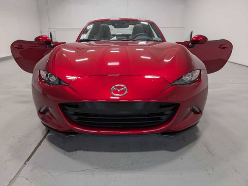 Used 2023 MAZDA MX-5 Miata Grand Touring RWD image 16