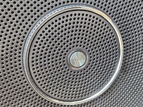 Used 2019 Ford Expedition Platinum image 25