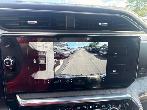 Used 2023 GMC Sierra 1500 Denali w/ Denali Reserve Package AWD/4WD image 19