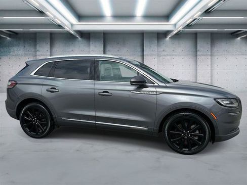Used 2022 Lincoln Nautilus Reserve w/ Monochromatic Package AWD/4WD image 24