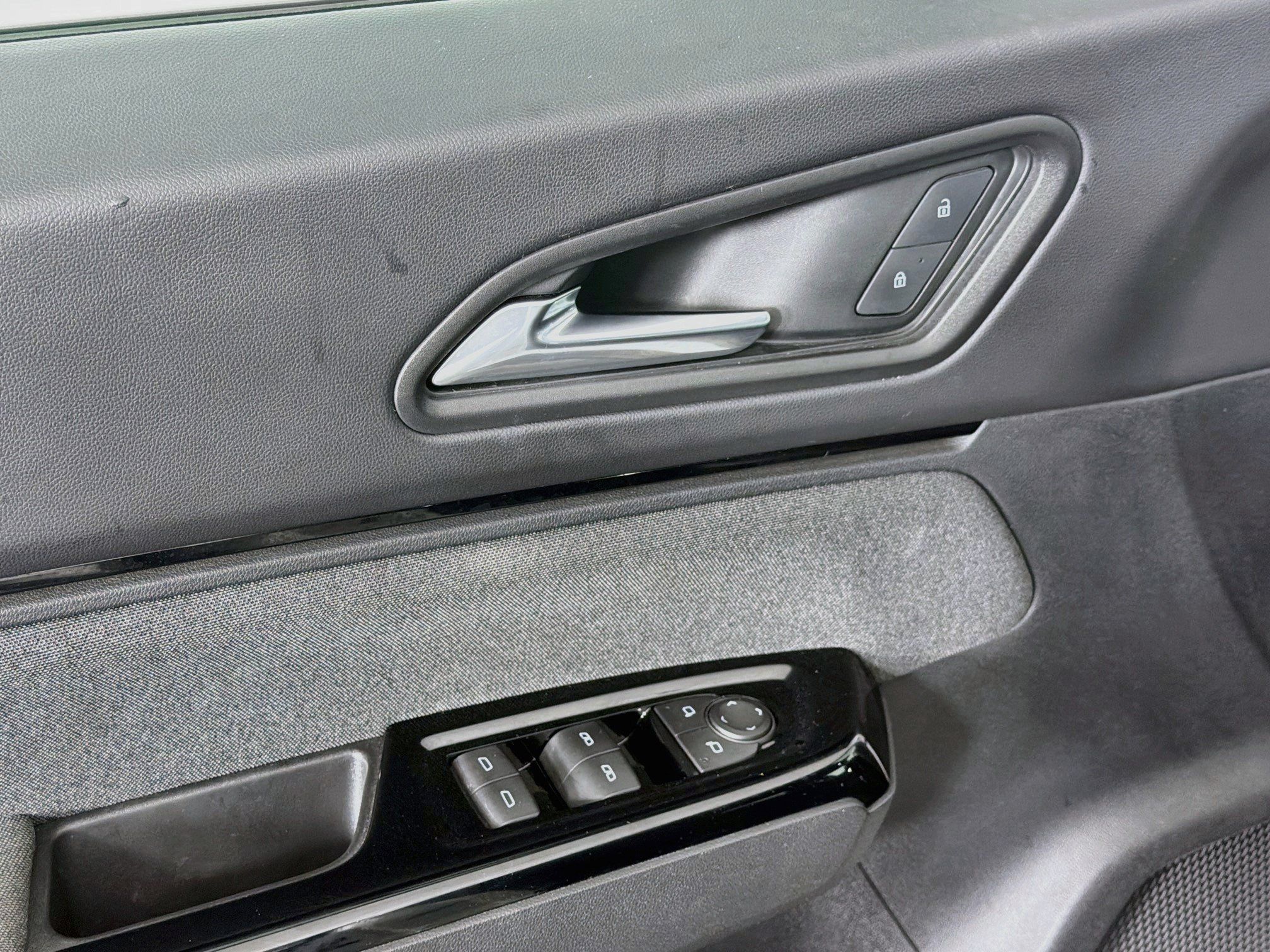Used 2024 Honda Prologue EX image 15