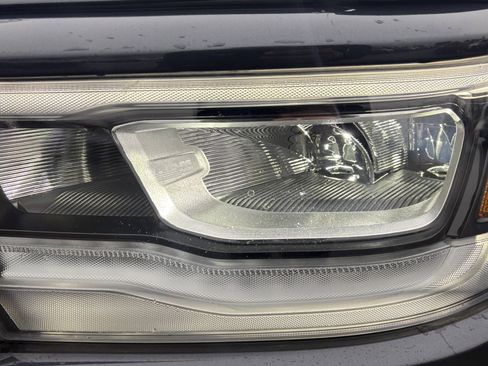 Used 2021 RAM 1500 Laramie w/ Sport Appearance Package image 6