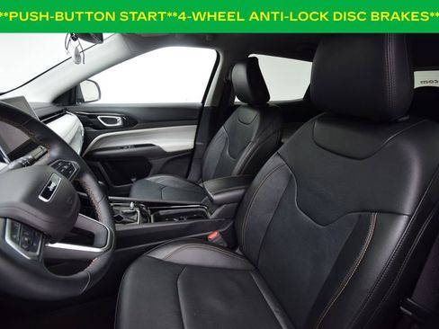 Used 2022 Jeep Compass Limited image 12