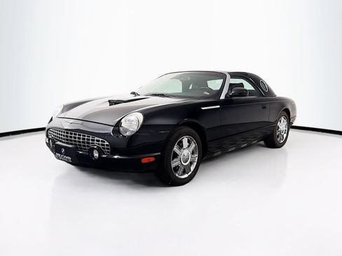 Used 2005 Ford Thunderbird RWD image 5