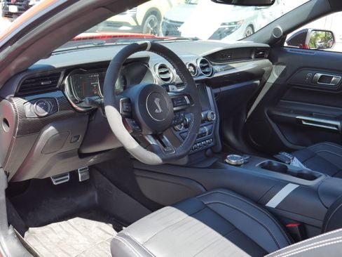Certified 2021 Ford Mustang Shelby GT500 w/ Technology Package RWD image 7