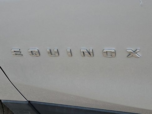 Used 2020 Chevrolet Equinox LS w/ LS Convenience Package FWD image 14