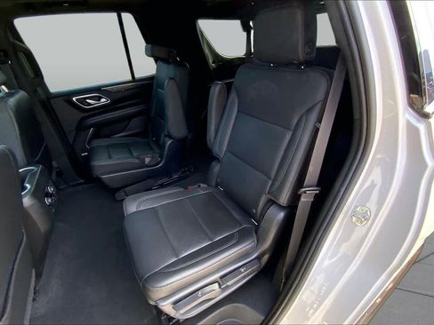 Used 2021 Chevrolet Tahoe LT w/ LT Signature Package AWD/4WD image 21