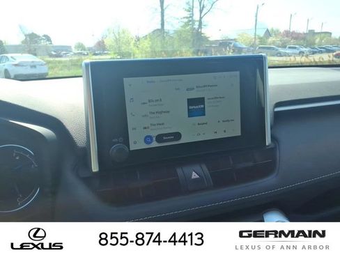 Used 2025 Toyota RAV4 LE AWD/4WD image 20