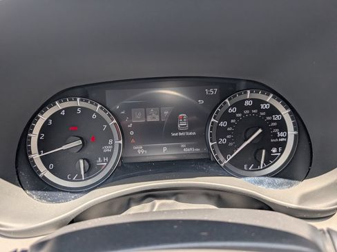 Used 2021 Toyota Highlander Limited FWD image 17