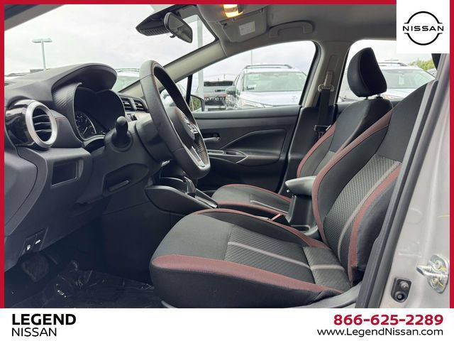 Used 2025 Nissan Versa SR w/ Trunk Package FWD image 15