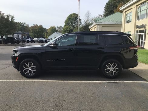 New 2025 Jeep Grand Cherokee L Limited image 4