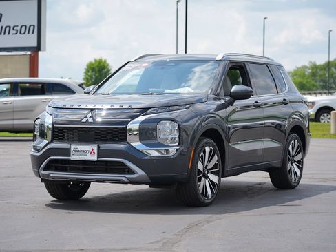 New 2026 Mitsubishi Outlander SEL AWD/4WD image 7
