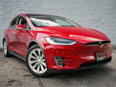 Used 2018 Tesla Model X 100D image 7