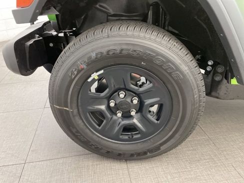 New 2026 Jeep Gladiator Sport image 8