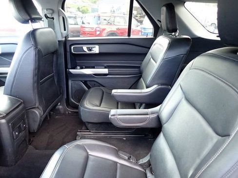 Used 2023 Ford Explorer XLT w/ Equipment Group 202A image 19
