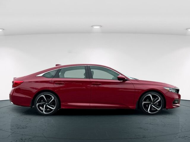 Used 2018 Honda Accord Sport image 7