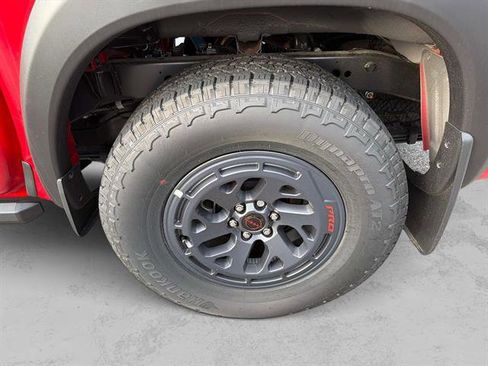 New 2025 Nissan Frontier PRO-4X w/ Pro Premium Package image 5