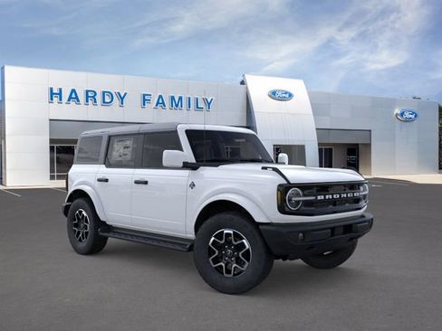 New 2026 Ford Bronco Outer Banks AWD/4WD image 7