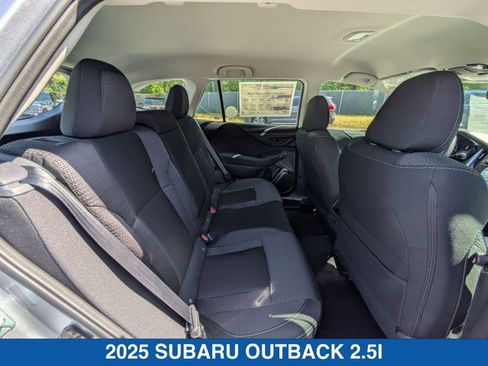 Certified 2025 Subaru Outback image 32