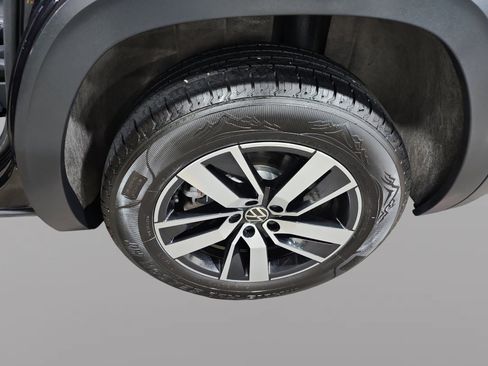 Used 2023 Volkswagen Atlas SE AWD/4WD image 14