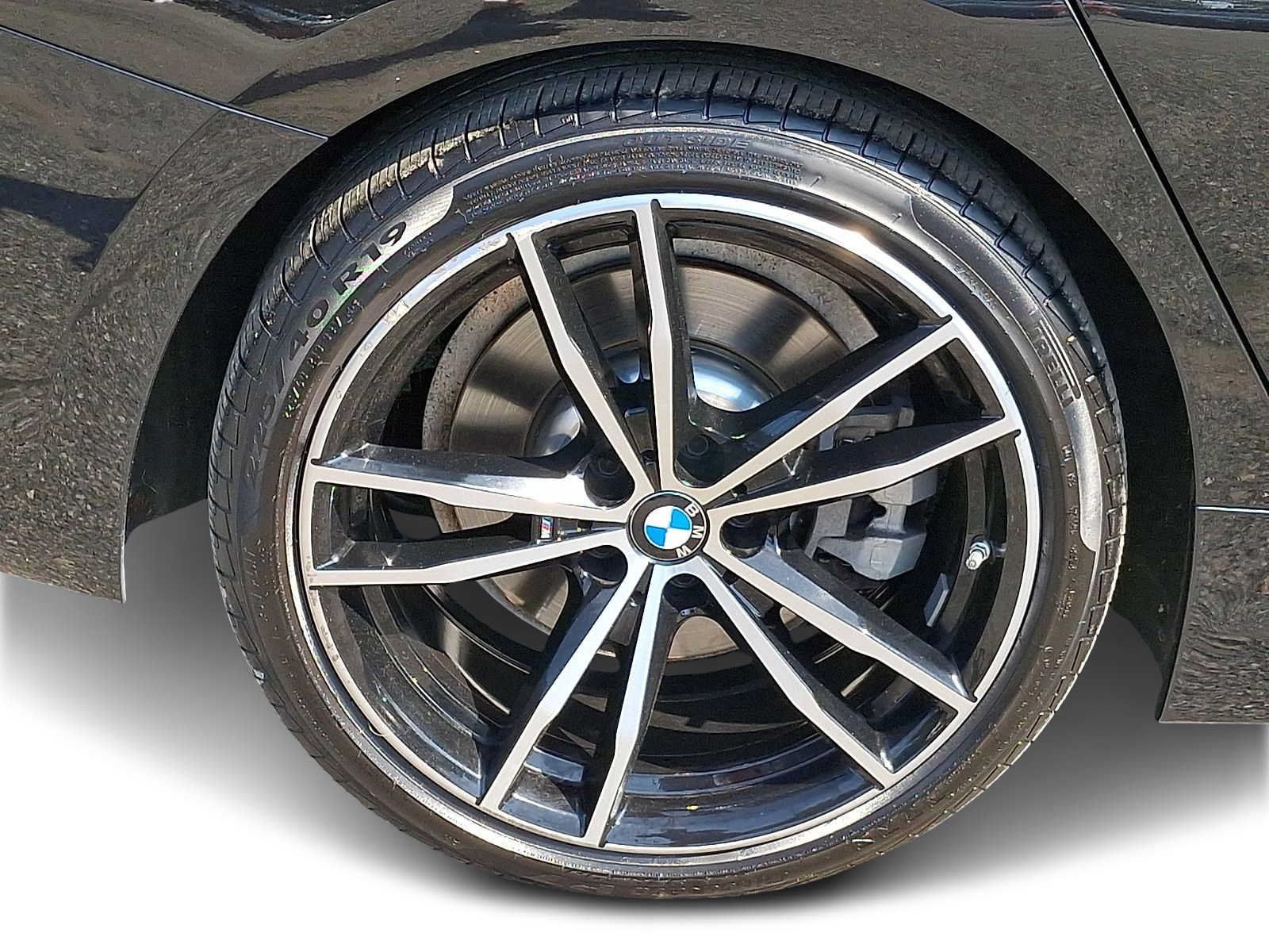 Used 2020 BMW 330i xDrive Sedan AWD/4WD image 7