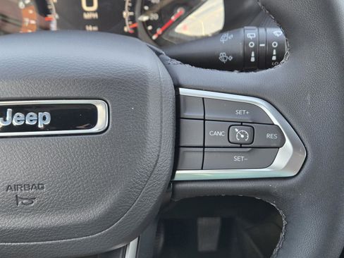 New 2026 Jeep Compass Latitude image 23